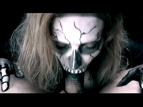 ❤️ Demon nga babaye nga nagsuso sa manok uban sa iyang itom nga baba ug gilamoy cum. ❤ super porn sa amon ceb.sexeey.ru ❤